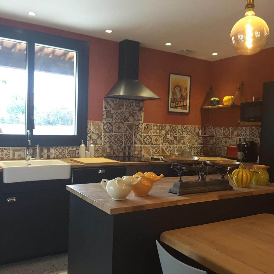Philoxenia Bed & Breakfast Pourrieres ภายนอก รูปภาพ