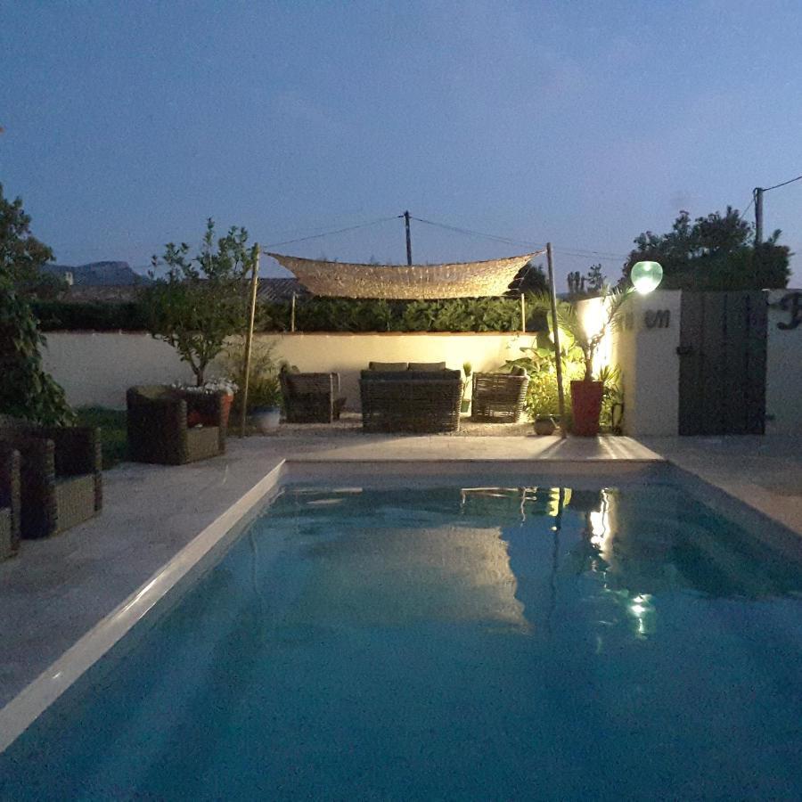 Philoxenia Bed & Breakfast Pourrieres ภายนอก รูปภาพ